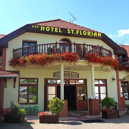Hotel St.Florian Sturovo Luaran gambar